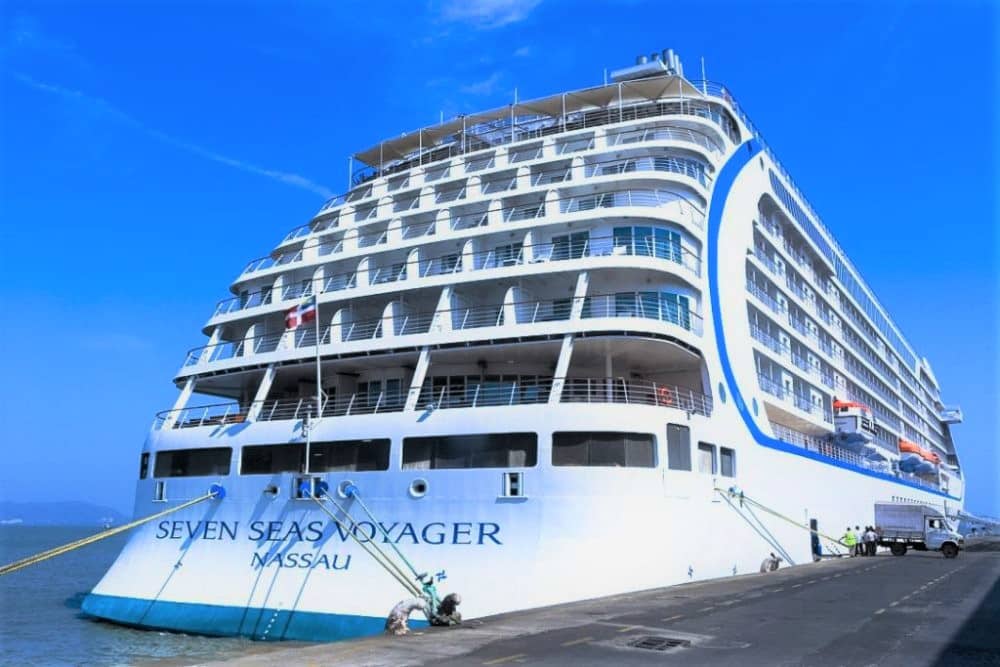 Seven Seas Voyager private transfer